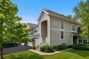 275 Arlington Ct, Carol Stream, IL 60188 - Photo 4