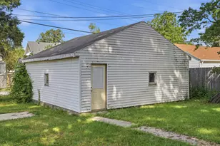 509 7th Ave, Sterling, IL 61081 - Photo 6