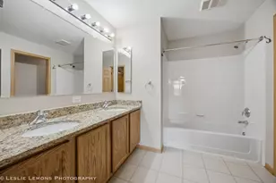 305 Kensington Dr, Oswego, IL 60543 - Photo 18
