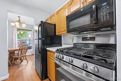 7506 Harrison Street, Hanover Park, IL 60133 - Photo 10
