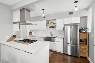 2747 N Spaulding Ave, Chicago, IL 60647 - Photo 6