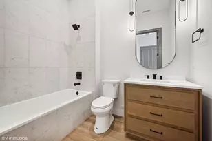1615 W Irving Park Rd, Chicago, IL 60613 - Photo 16