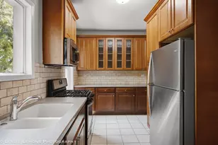 223 Biermann Ave, Villa Park, IL 60181 - Photo 10