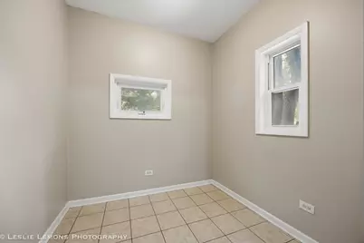 223 Biermann Avenue, Villa Park, IL 60181 - Photo 8
