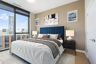 211 N Harbor Dr, Chicago, IL 60601 - Photo 10