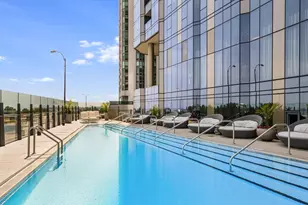 211 N Harbor Dr, Chicago, IL 60601 - Photo 36