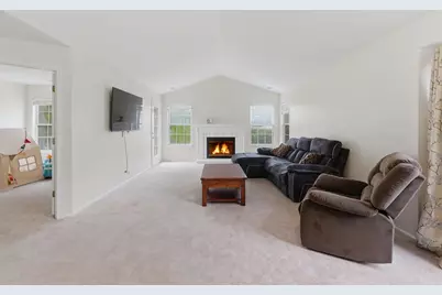 206 Glasgow Lane #B206, Schaumburg, IL 60194 - Photo 2