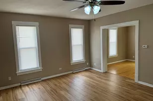 121 Terwilliger St, Hampshire, IL 60140 - Photo 6