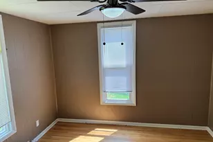 121 Terwilliger St, Hampshire, IL 60140 - Photo 10
