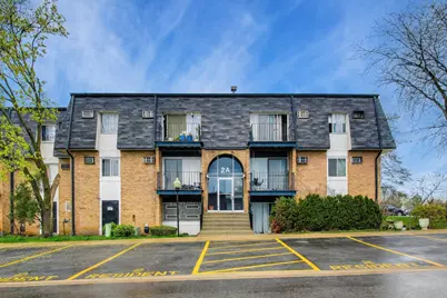 2A E Dundee Quarter Drive #208, Palatine, IL 60074 - Photo 1