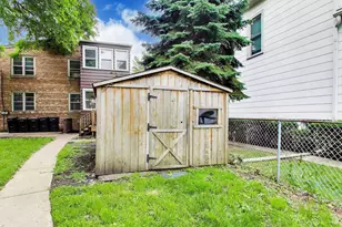 5160 W Sunnyside Ave, Chicago, IL 60630 - Photo 54