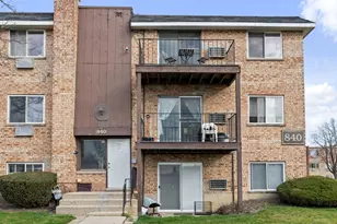 840 College Blvd, Addison, IL 60101 - Photo 1