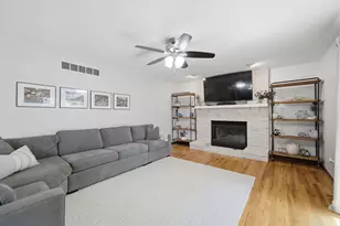 1907 Jeanette Ave, Saint Charles, IL 60174 - Photo 20