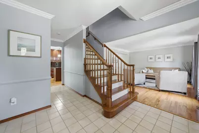 1907 Jeanette Avenue, Saint Charles, IL 60174 - Photo 4