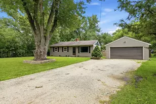 8945 E Teal Ln, Wilmington, IL 60481 - Photo 1