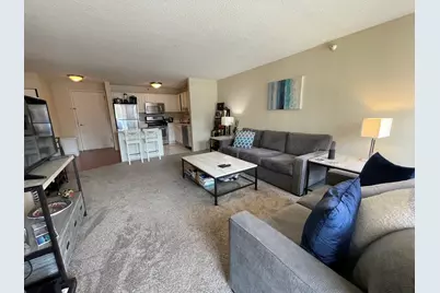 545 N Dearborn Street #2008, Chicago, IL 60654 - Photo 4