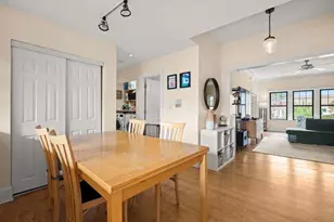 735 W Waveland Ave, Chicago, IL 60613 - Photo 20
