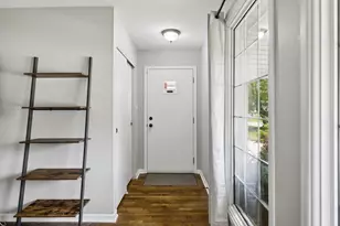 16457 Laura Ln, Oak Forest, IL 60452 - Photo 2