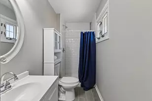 16457 Laura Ln, Oak Forest, IL 60452 - Photo 8