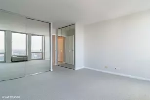 111 E Chestnut St, Chicago, IL 60611 - Photo 6
