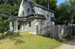 612 Ellis Ave, Rockford, IL 61103 - Photo 4