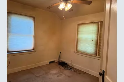 612 Ellis Avenue, Rockford, IL 61103 - Photo 26