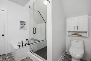 3038 W Diversey Ave, Chicago, IL 60647 - Photo 24