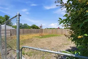 301 N Yates St, Alpha, IL 61413 - Photo 20