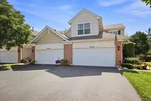 32492 N Rushmore Ave, Lakemoor, IL 60051 - Photo 2
