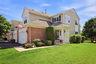 32492 N Rushmore Ave, Lakemoor, IL 60051 - Photo 1