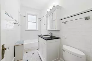1065 W North Shore Ave, Chicago, IL 60626 - Photo 16