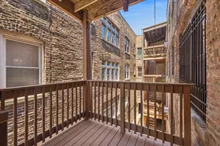 1065 W North Shore Ave, Chicago, IL 60626 - Photo 12