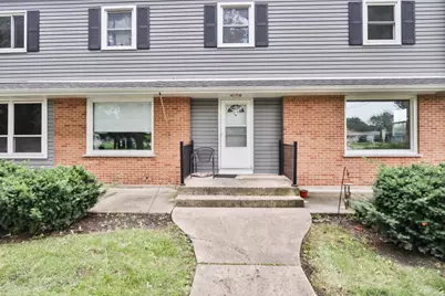 101 N Eastern Avenue, Bartlett, IL 60103 - Photo 2