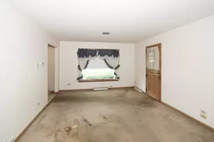 101 N Eastern Ave, Bartlett, IL 60103 - Photo 22