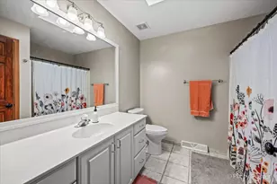 7585 Derby Close, Caledonia, IL 61011 - Photo 24