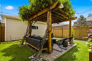 2905 N Dawson Ave, Chicago, IL 60618 - Photo 20