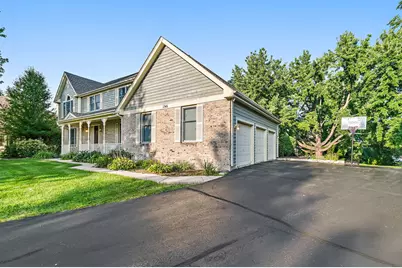 1345 Chadwick Court, Dundee, IL 60118 - Photo 2