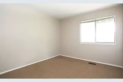 1 Trails Drive #ZI, Schaumburg, IL 60194 - Photo 10