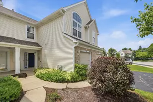 3069 Autumn Lake Dr, Aurora, IL 60504 - Photo 2