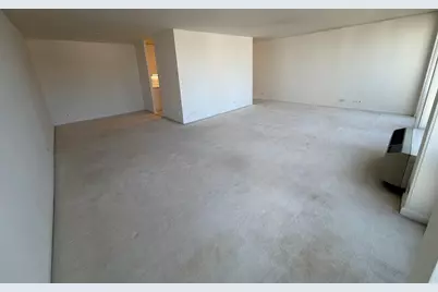 111 E Chestnut Street #24G, Chicago, IL 60611 - Photo 6