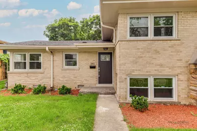 2913 W Sibley Street, Park Ridge, IL 60068 - Photo 2