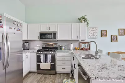 4641 4th Street, Winthrop Harbor, IL 60096 - Photo 4