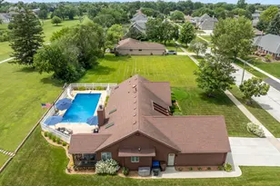 252 Miller St, Beecher, IL 60401 - Photo 36