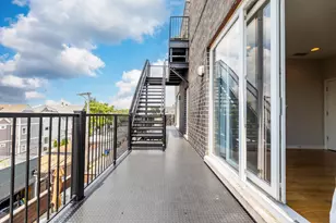 1816 N California Ave, Chicago, IL 60647 - Photo 16