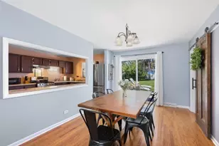 10228 W 151st St, Orland Park, IL 60462 - Photo 4