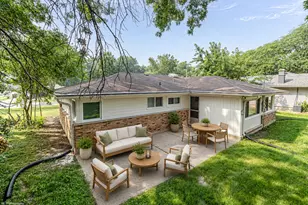 560 Lakewood Blvd, Park Forest, IL 60466 - Photo 16