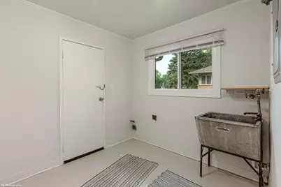 560 Lakewood Boulevard, Park Forest, IL 60466 - Photo 14