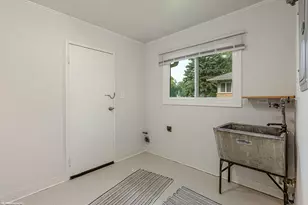 560 Lakewood Blvd, Park Forest, IL 60466 - Photo 14