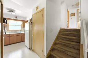 349 Elk Blvd, Des Plaines, IL 60016 - Photo 4