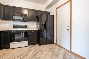 768 County Line Rd, Aurora, IL 60502 - Photo 6